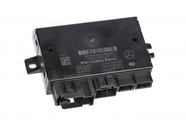 Trailer hitch basic functions control unit 