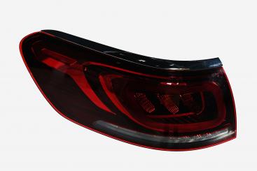 Left rear lamp 