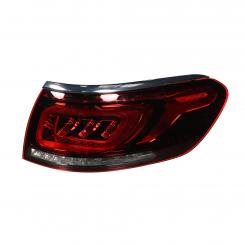 Right rear lamp 