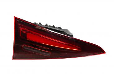 Left trunk lid rear lamp 