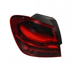 Left rear lamp 