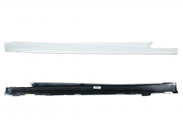 Right rocker panel 