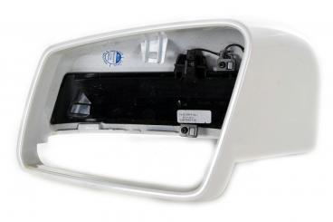 Outside mirror housing LI with mounted turn signal lamp 