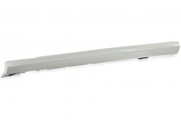 Door sill trim. LI 2 diagonal strut cutouts 