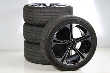 Summer Wheel and Tire Package Alloy 19 inch with Michelin Tires for E-Class 214, Original Mercedes-Benz