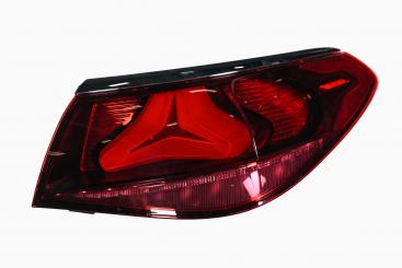 Right rear lamp