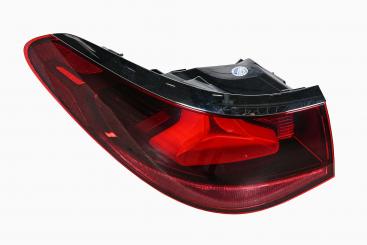 Left rear lamp