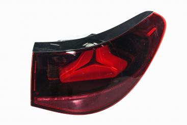 Right rear lamp