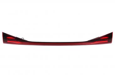 Center rear lamp 