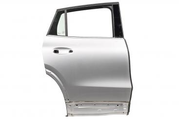 Right rear door 