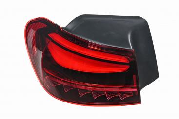 Left rear lamp 