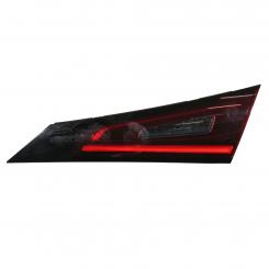 Right trunk lid rear lamp 