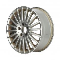 Original Mercedes-Benz 17-Inch Alloy Wheel for Vito/V-ClassNeu 447