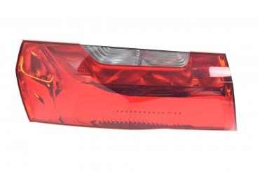 Right rear lamp 