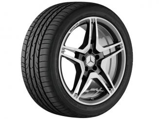 Aluminum rim, AMG double-spoke design