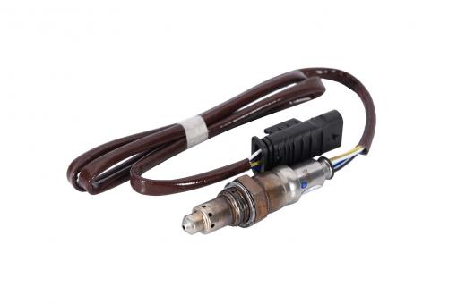 Oxygen sensor to exhaust line 