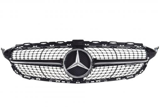 Black radiator grille with Mercedes star