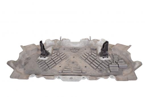 Center underride guard lower soundproofing engine cover