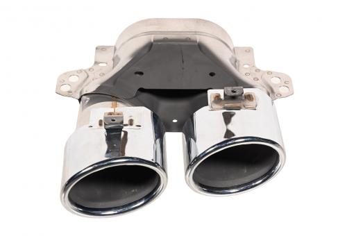 Tailpipe trim, right