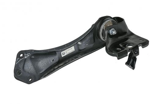 Strut, trailing arm