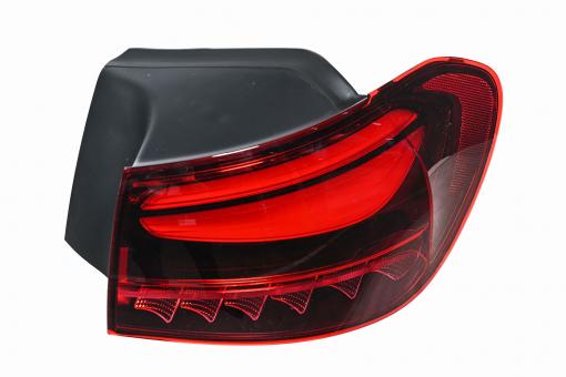 Right rear lamp