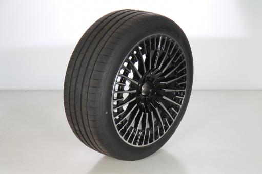 Wheel and tire assembly Alu GOODY/EagleF1Asymmetric5 AMG mul 