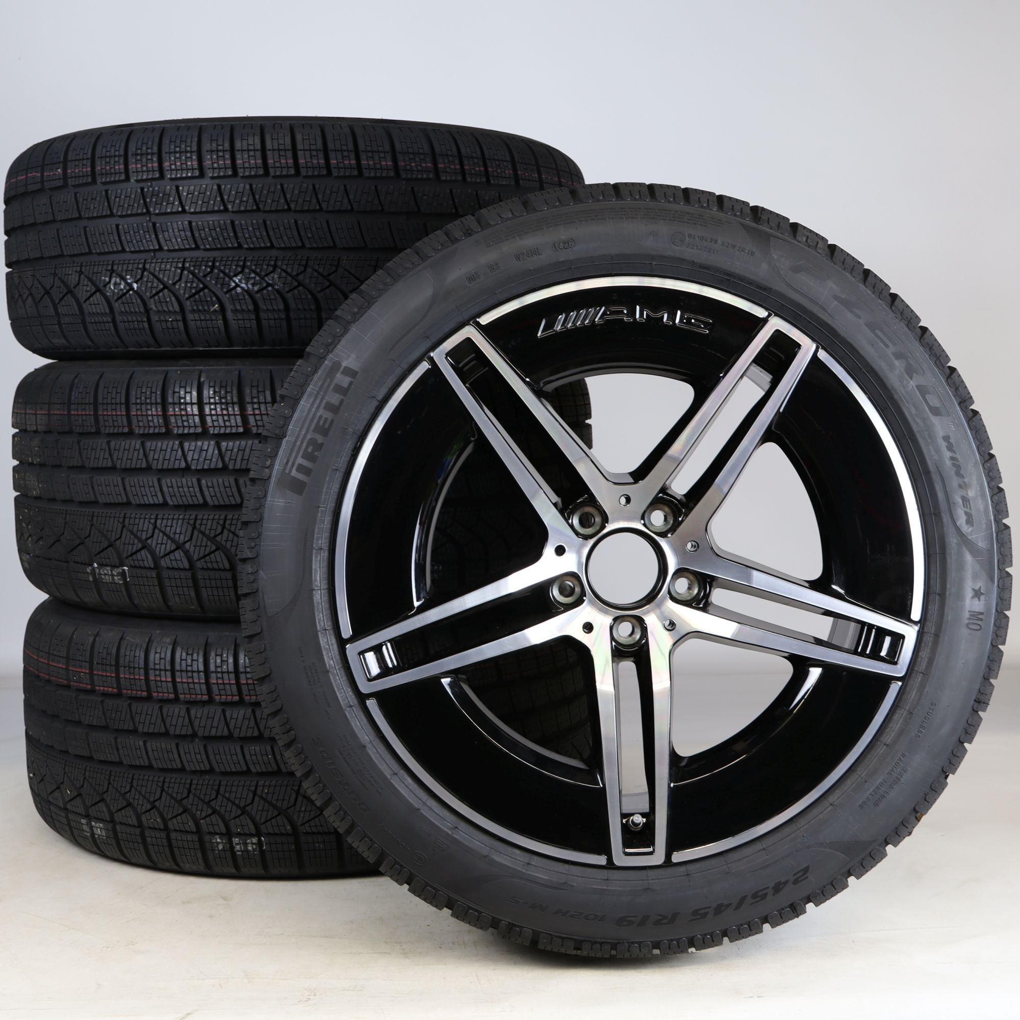 Mercedes-Benz Used Parts | Winter Wheel and Tire Package Alloy 19
