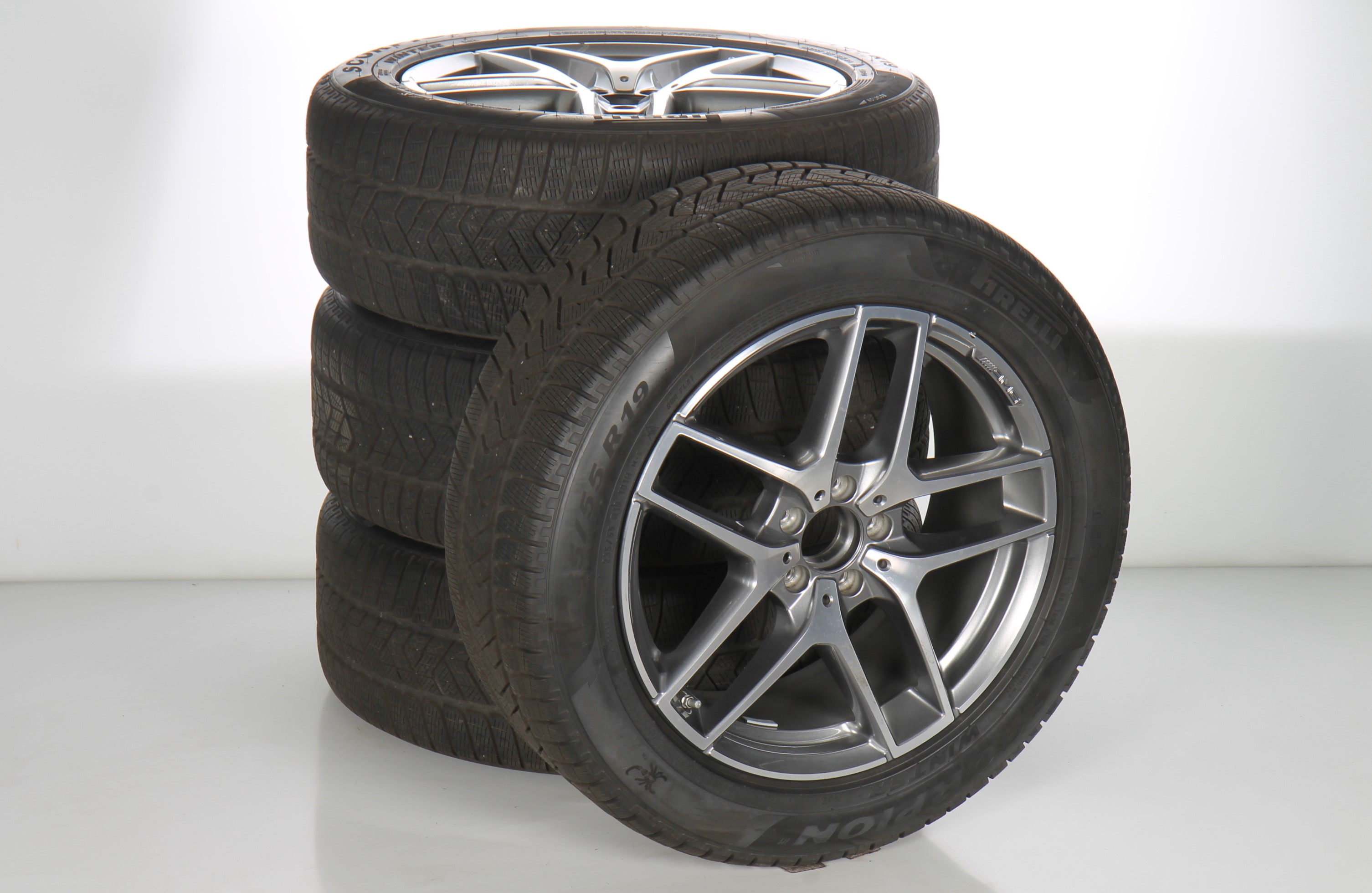 Mercedes-Benz Used Parts | Winter Wheel and Tire Package Alloy 19